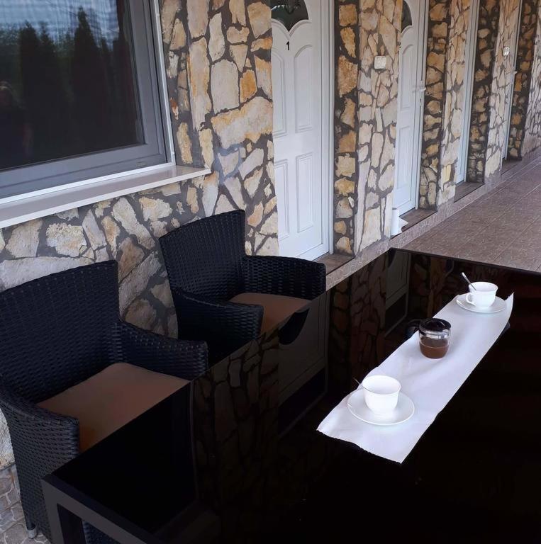 Relax Apartman Siofok-Sosto Ngoại thất bức ảnh
