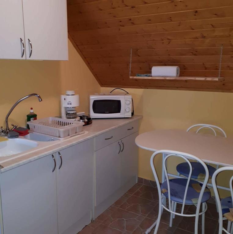 Relax Apartman Siofok-Sosto Ngoại thất bức ảnh